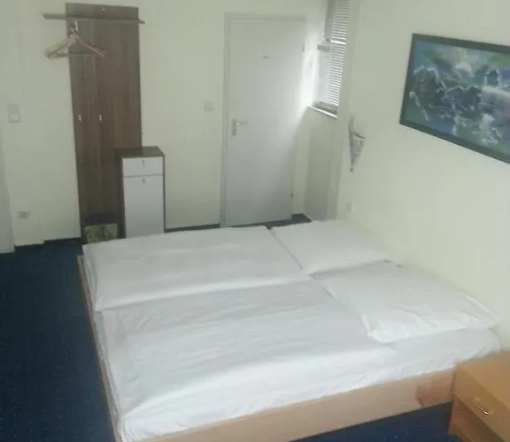 Πανσιόν Hotelgarni Frankfurt